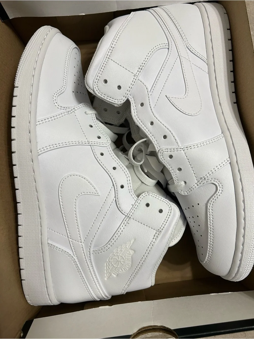 Jordan all white